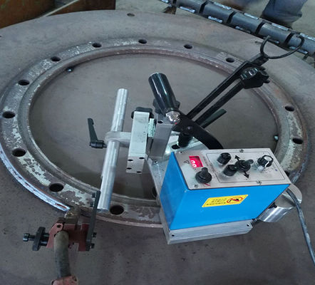 Qualität Flansch bis Platte MIG / MAG Schweißzugmaschine Automatische Schweißwagenmaschine Fabrik